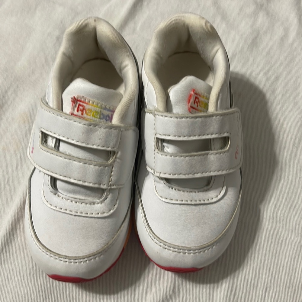 Girls royal jog size 6